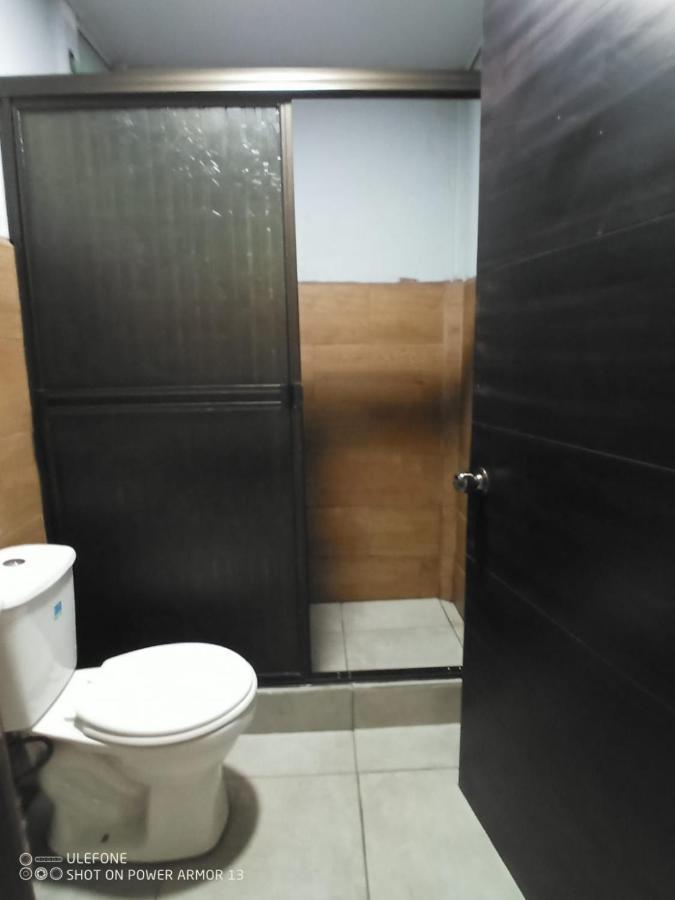 Hogar Tico-Estadounidense Cerca De Aeropuerto Алахуэла Экстерьер фото