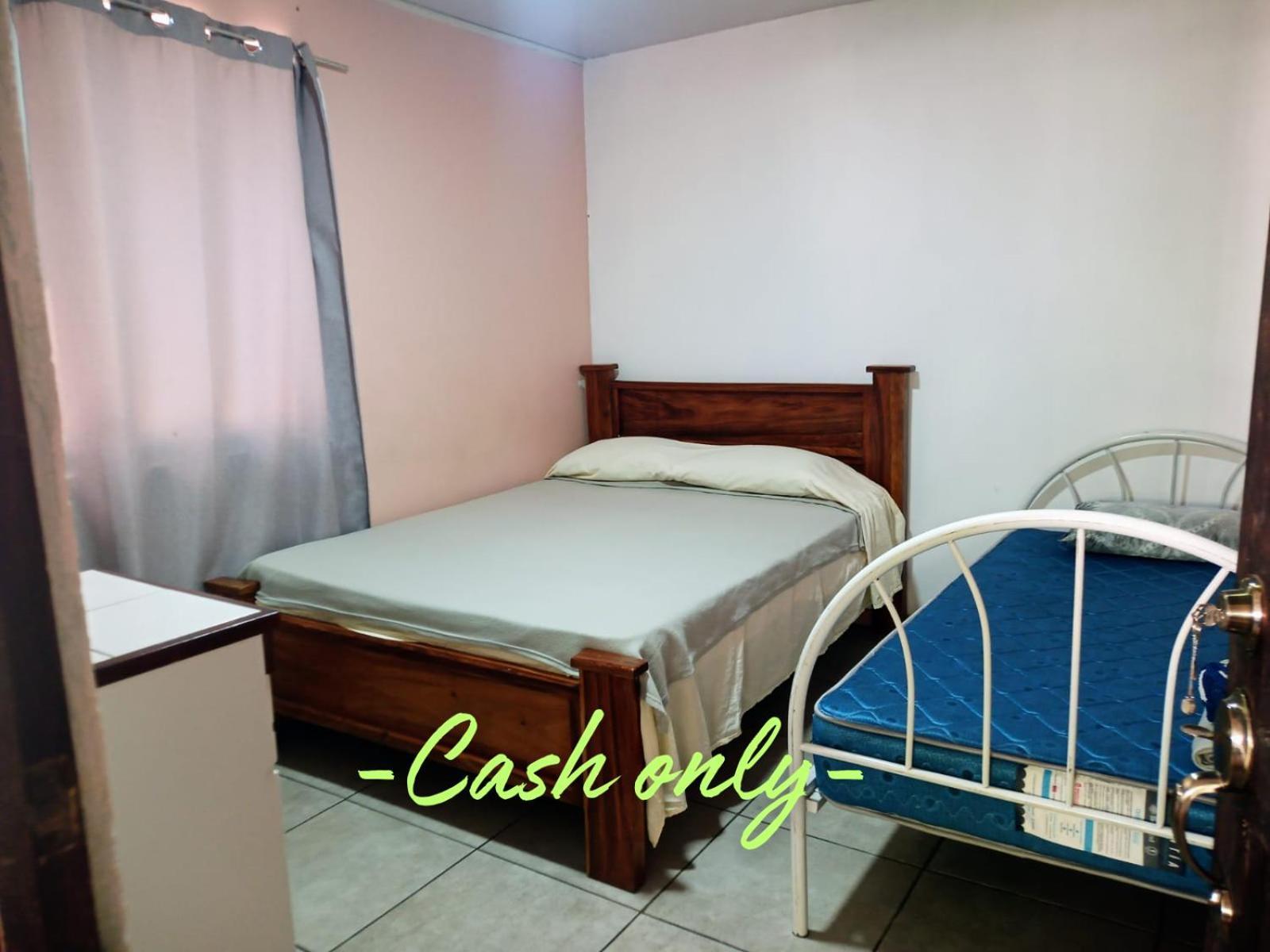 Hogar Tico-Estadounidense Cerca De Aeropuerto Алахуэла Экстерьер фото